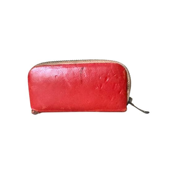 Vintage Red Leather Manicure Set Travel Kit w/ Scissors File Clippers 1940s-50s - Picture 6 of 6